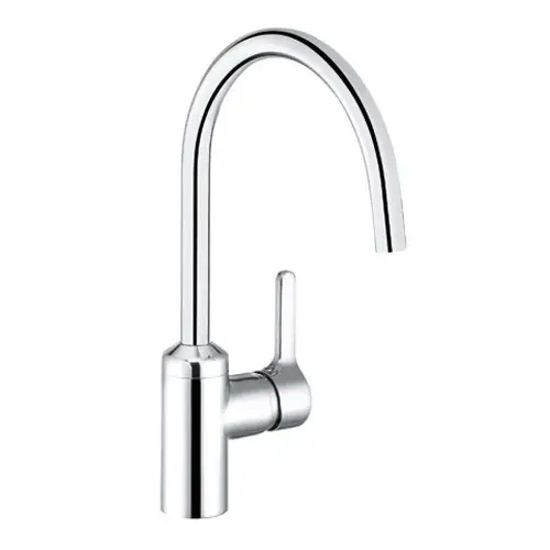 Kludi-Wasserhahn mit geschwungener Auslaufform und seitlichem Hebel zur Bedienung. Das Design ist funktional und schlicht gehalten.
